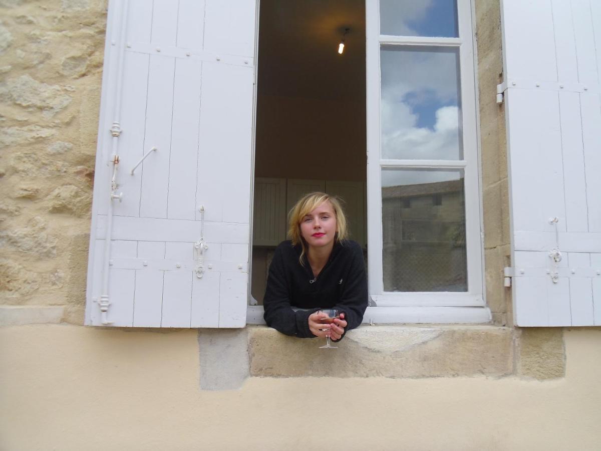 Romantic Gite Nr St Emilion With Private Pool And Views To Die For Pujols  외부 사진