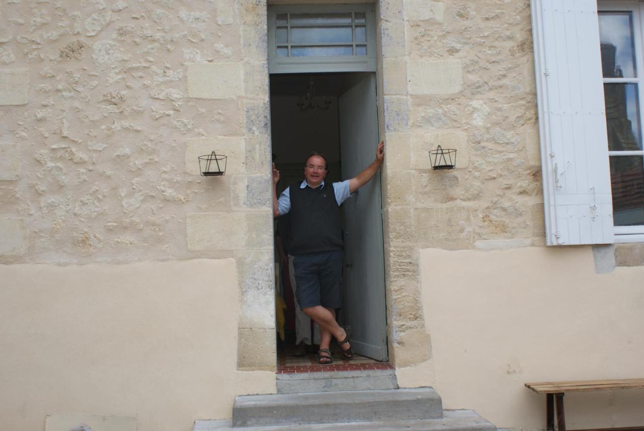 Romantic Gite Nr St Emilion With Private Pool And Views To Die For Pujols  외부 사진